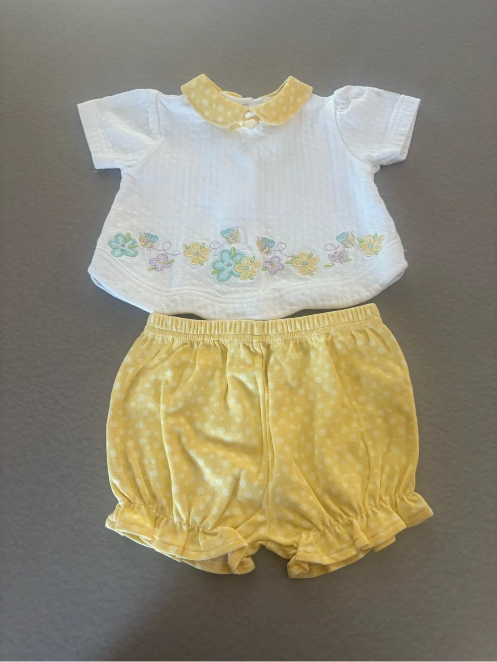 Vintage Okie Dokie Yellow & White Floral Baby Short Set - Unbranded